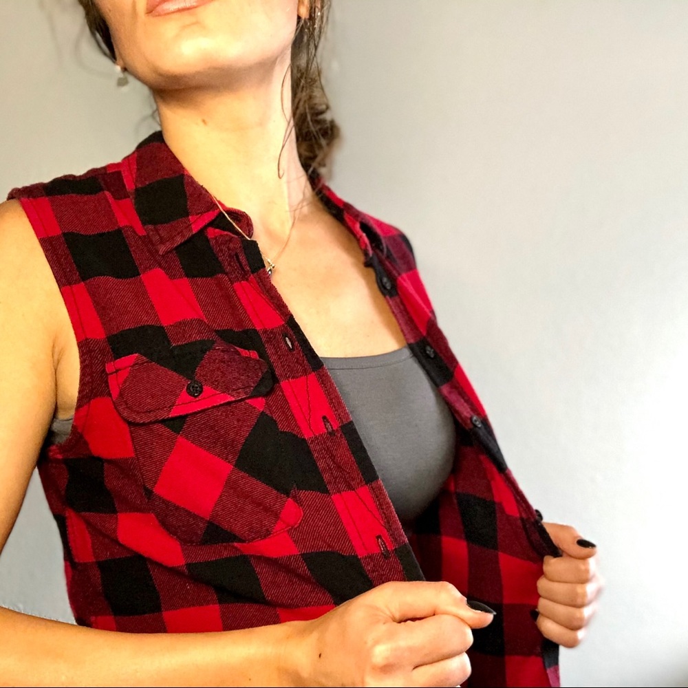 GARAGE Plaid Cutoff Flannel